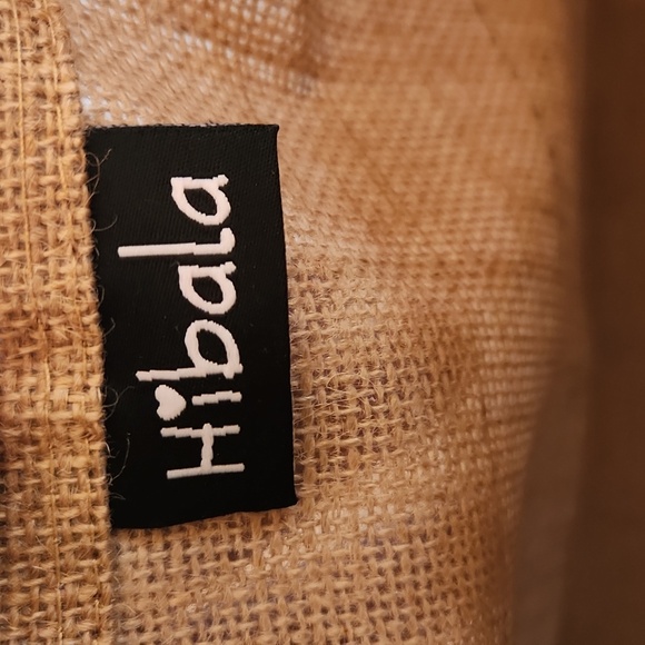 Hibala Woven Tote Bag - Picture 9 of 14